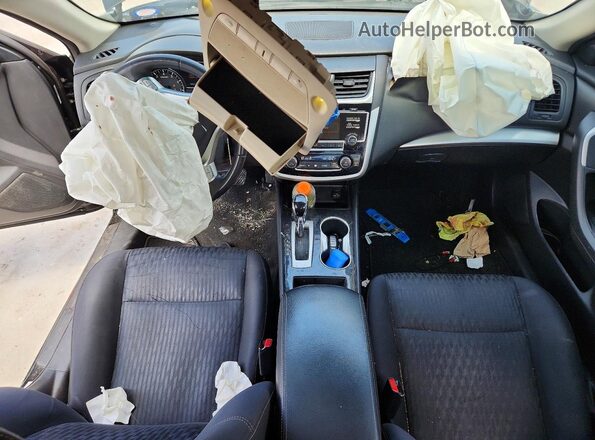 1N4AL3AP2JC261564 2018 NISSAN ALTIMA Black Widok deski rozdzielczej