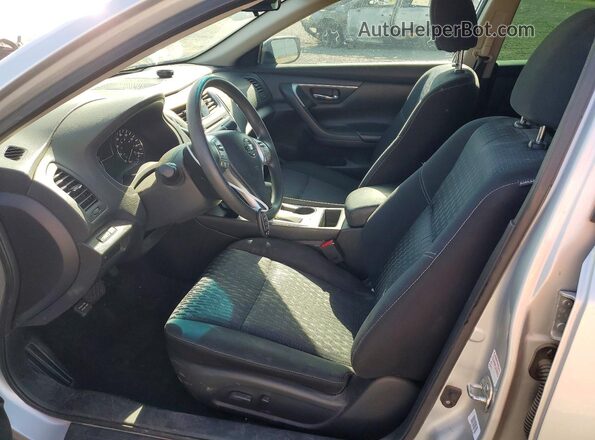 1N4AL3AP3GC135822 2016 NISSAN ALTIMA Silver Vista interior delantera