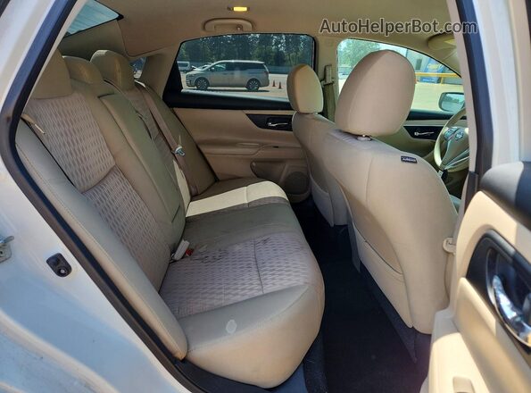 1N4AL3AP3GN371889 2016 NISSAN ALTIMA White Vista de los asientos traseros