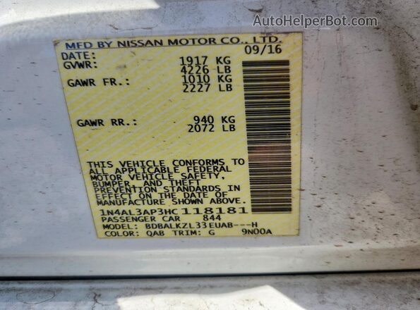 1N4AL3AP3HC118181 2017 NISSAN ALTIMA White Widok komory silnika