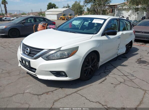 1N4AL3AP3HC169177 2017 NISSAN ALTIMA Белый Передняя левая четверть