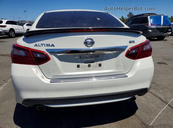 1N4AL3AP3HC175206 2017 NISSAN ALTIMA White Widok z tyłu
