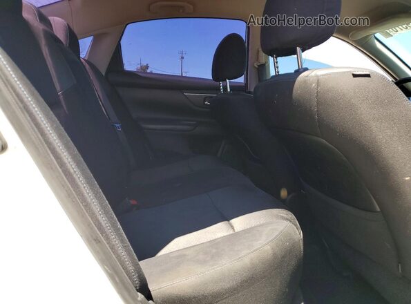 1N4AL3AP3HC175206 2017 NISSAN ALTIMA White Widok tylnych siedzeń