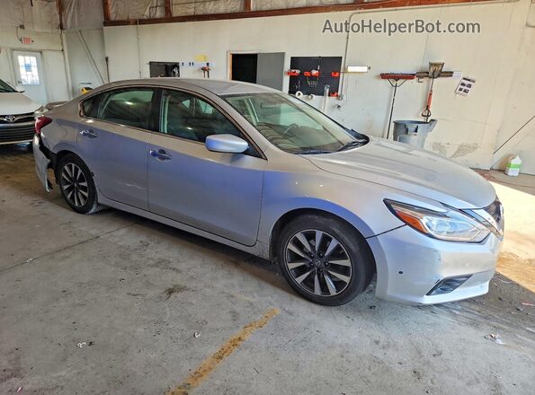 1N4AL3AP3HC211749 2017 NISSAN ALTIMA Silver Передня права чверть