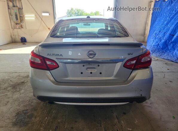1N4AL3AP3HC211749 2017 NISSAN ALTIMA Silver Вид ззаду