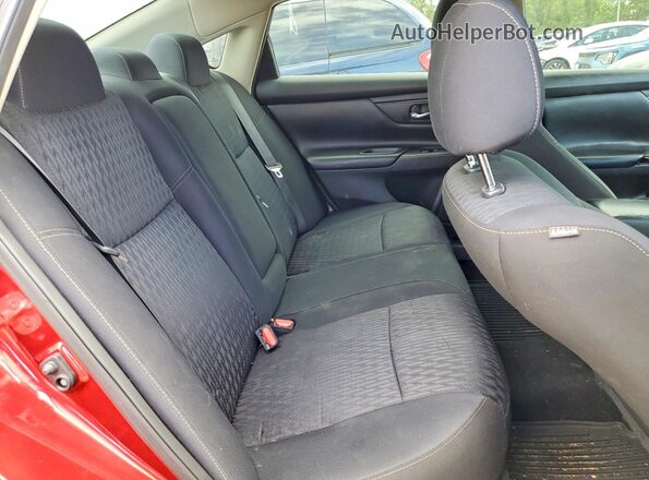 1N4AL3AP3HC242712 2017 NISSAN ALTIMA Red Vista de los asientos traseros