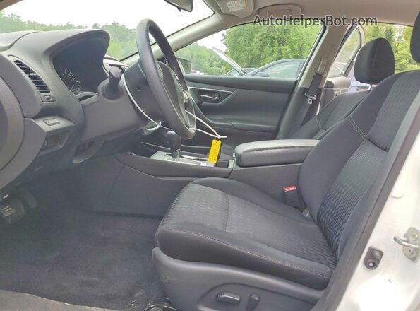 1N4AL3AP3HC250065 2017 NISSAN ALTIMA White Vista interior delantera