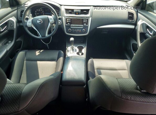 1N4AL3AP3HC271983 2017 NISSAN ALTIMA White Widok deski rozdzielczej