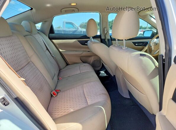 1N4AL3AP3HN320619 2017 NISSAN ALTIMA Белый Вид задних сидений