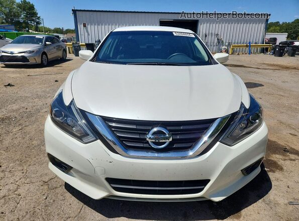 1N4AL3AP3JC118932 2018 NISSAN ALTIMA White Widok z przodu