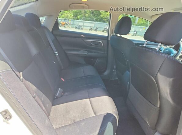 1N4AL3AP3JC118932 2018 NISSAN ALTIMA White Widok tylnych siedzeń