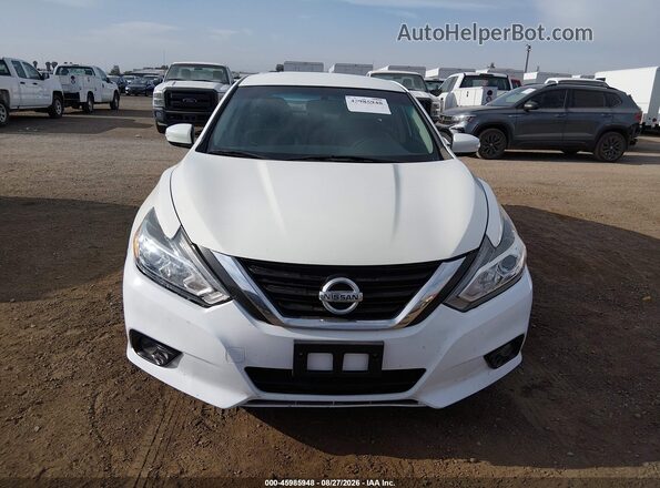 1N4AL3AP3JC157715 2018 NISSAN ALTIMA White ხელსაწყოთა პანელის ხედი