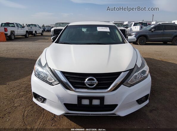 1N4AL3AP3JC157715 2018 NISSAN ALTIMA White წინა ხედი
