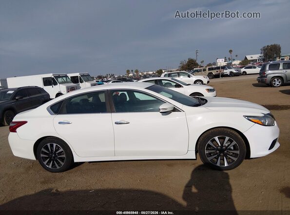 1N4AL3AP3JC157715 2018 NISSAN ALTIMA White უკანა სალონის ხედი