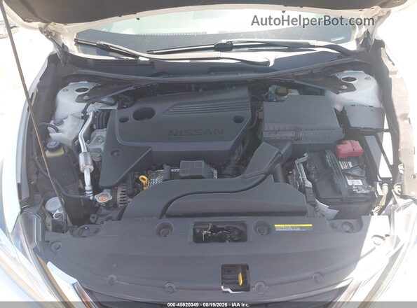 1N4AL3AP3JC161862 2018 NISSAN ALTIMA White Widok z tyłu