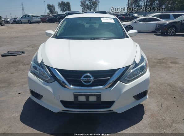 1N4AL3AP3JC161862 2018 NISSAN ALTIMA White Widok wnętrza z tyłu