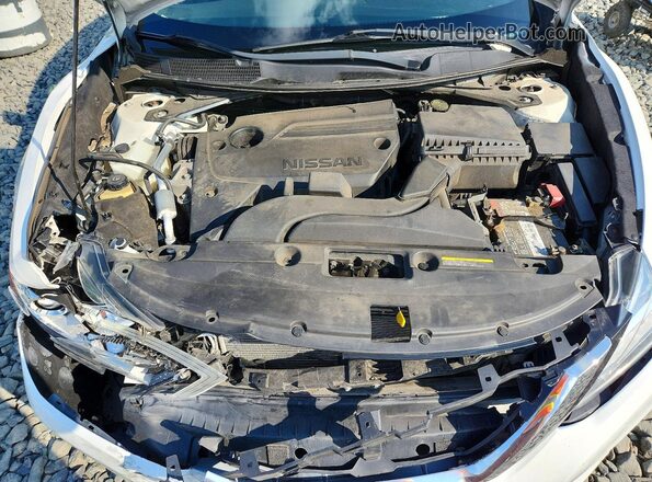 1N4AL3AP3JC245146 2018 NISSAN ALTIMA White Rear interior view