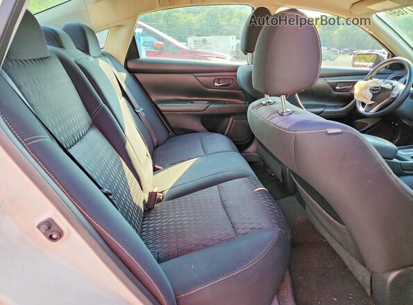 1N4AL3AP3JC245146 2018 NISSAN ALTIMA White Rear seats view