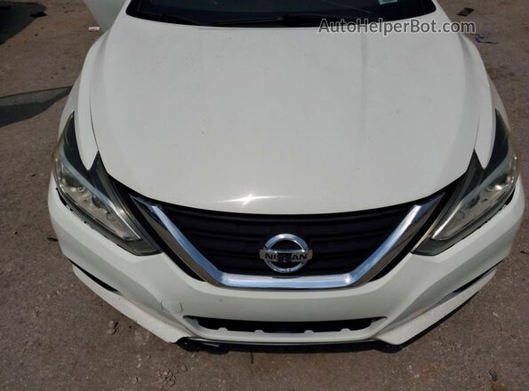 1N4AL3AP4GC149485 2016 NISSAN ALTIMA White Widok wnętrza z tyłu