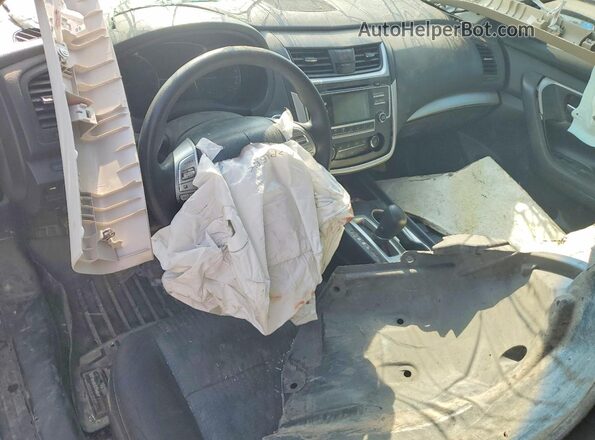 1N4AL3AP4GC159112 2016 NISSAN ALTIMA White Вид панелі приладів