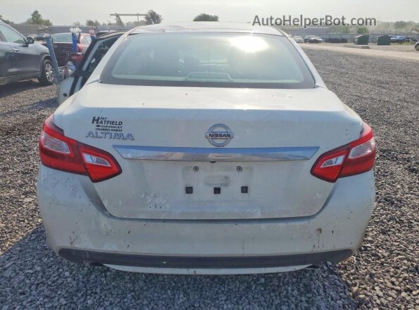 1N4AL3AP4GC159112 2016 NISSAN ALTIMA White Вид ззаду