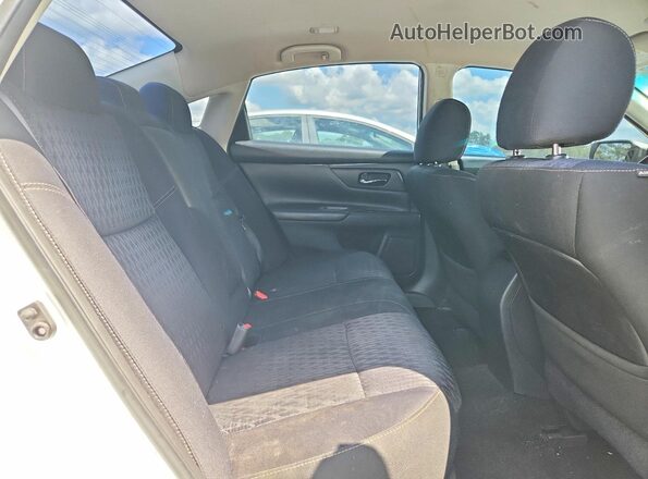 1N4AL3AP4GC178324 2016 NISSAN ALTIMA White Widok tylnych siedzeń