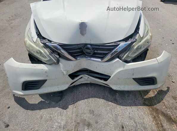 1N4AL3AP4GN380276 2016 NISSAN ALTIMA White Rear interior view
