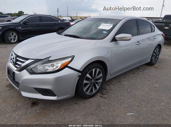 1N4AL3AP4HC120389 2017 NISSAN ALTIMA Silver Передня ліва чверть