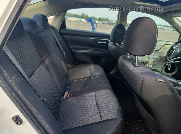 1N4AL3AP4HC126869 2017 NISSAN ALTIMA White 