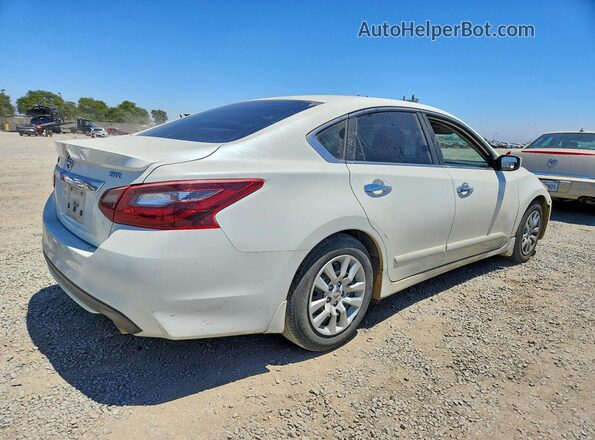 1N4AL3AP4HC161556 2017 NISSAN ALTIMA Белый Задняя правая четверть