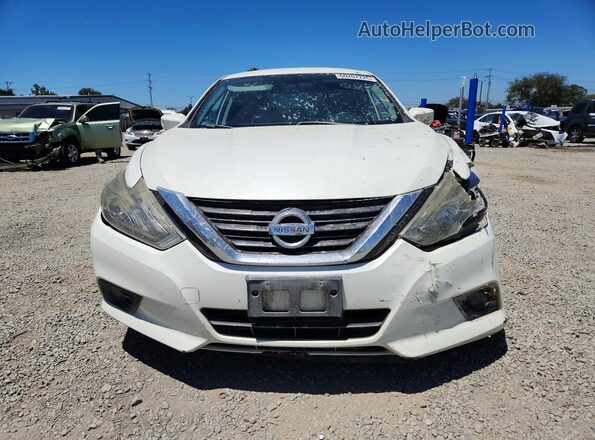 1N4AL3AP4HC161556 2017 NISSAN ALTIMA Белый Вид спереди