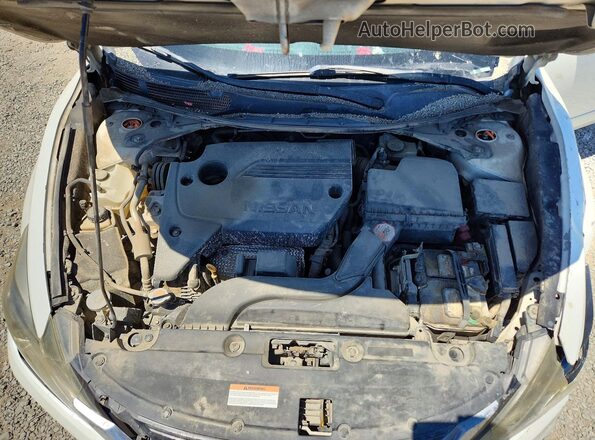 1N4AL3AP4HC161556 2017 NISSAN ALTIMA Белый Вид задней части салона