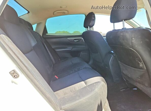 1N4AL3AP4HC161556 2017 NISSAN ALTIMA Белый Вид задних сидений
