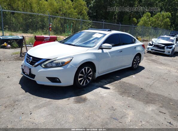 1N4AL3AP4HC165672 2017 NISSAN ALTIMA White Vista tres cuartos delantera izquierda