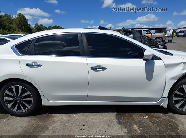 1N4AL3AP4HC165672 2017 NISSAN ALTIMA White Vista interior trasera
