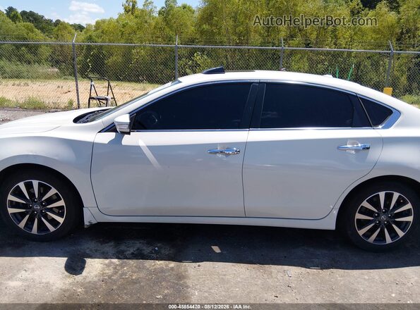 1N4AL3AP4HC165672 2017 NISSAN ALTIMA White Vista interior de 360 grados