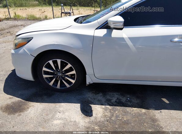 1N4AL3AP4HC165672 2017 NISSAN ALTIMA White 