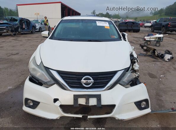 1N4AL3AP4HC224249 2017 NISSAN ALTIMA White Widok wnętrza z tyłu