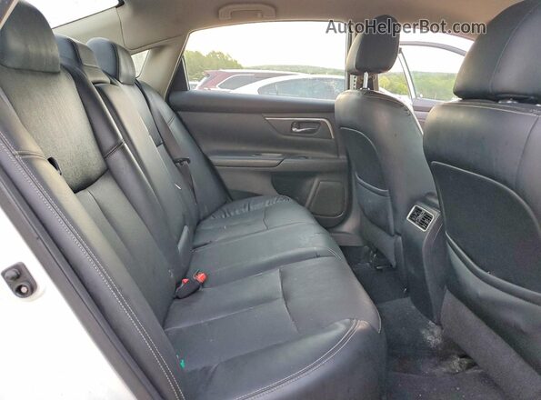 1N4AL3AP4HC227619 2017 NISSAN ALTIMA White Rear seats view