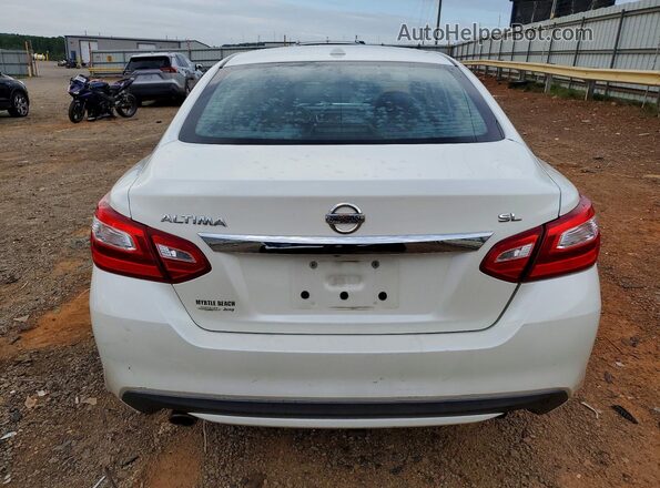 1N4AL3AP4HC227619 2017 NISSAN ALTIMA White Rear view