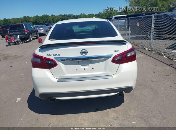 1N4AL3AP4HC272737 2017 NISSAN ALTIMA White 