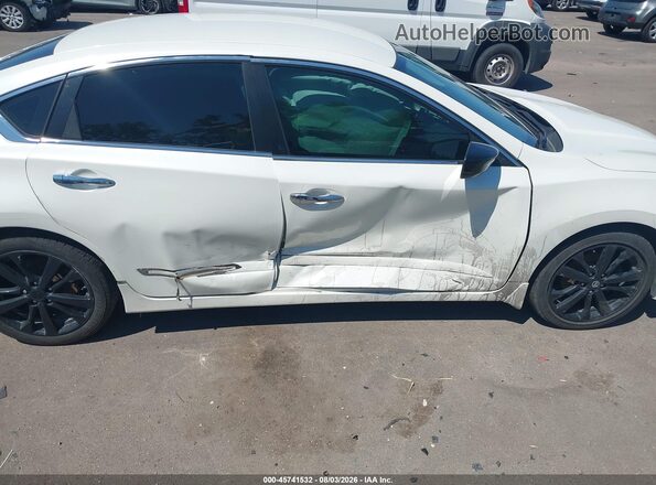 1N4AL3AP4HC272737 2017 NISSAN ALTIMA White Vista frontal