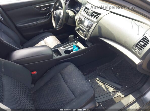 1N4AL3AP4HC282491 2017 NISSAN ALTIMA Gray Front interior view