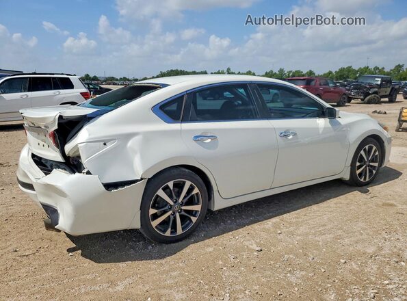 1N4AL3AP4HC491066 2017 NISSAN ALTIMA White Tył prawy