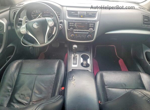 1N4AL3AP4HN322086 2017 NISSAN ALTIMA White Widok deski rozdzielczej