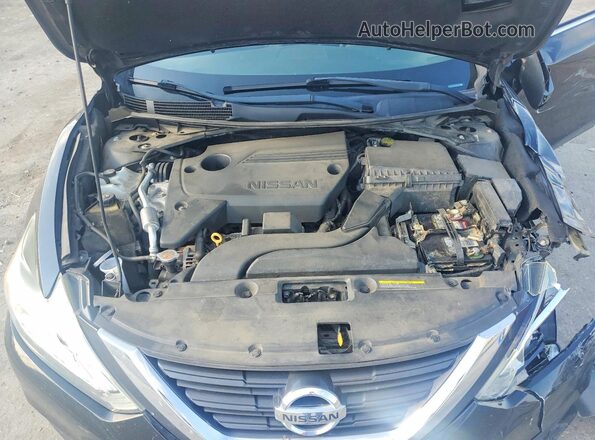 1N4AL3AP4HN364967 2017 NISSAN ALTIMA Black Rear interior view