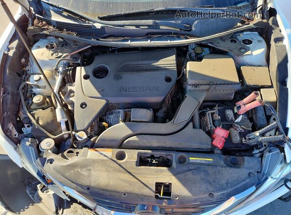 1N4AL3AP4JC128952 2018 NISSAN ALTIMA White Vista interior trasera