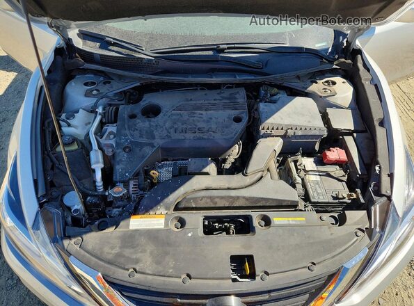 1N4AL3AP4JC179027 2018 NISSAN ALTIMA Silver Вид задньої частини салону