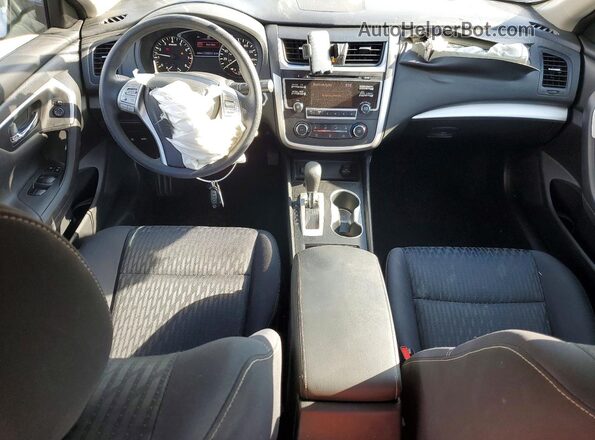 1N4AL3AP4JC472572 2018 NISSAN ALTIMA Silver Вид панелі приладів