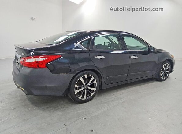 1N4AL3AP5GC182415 2016 NISSAN ALTIMA Черный Задняя правая четверть